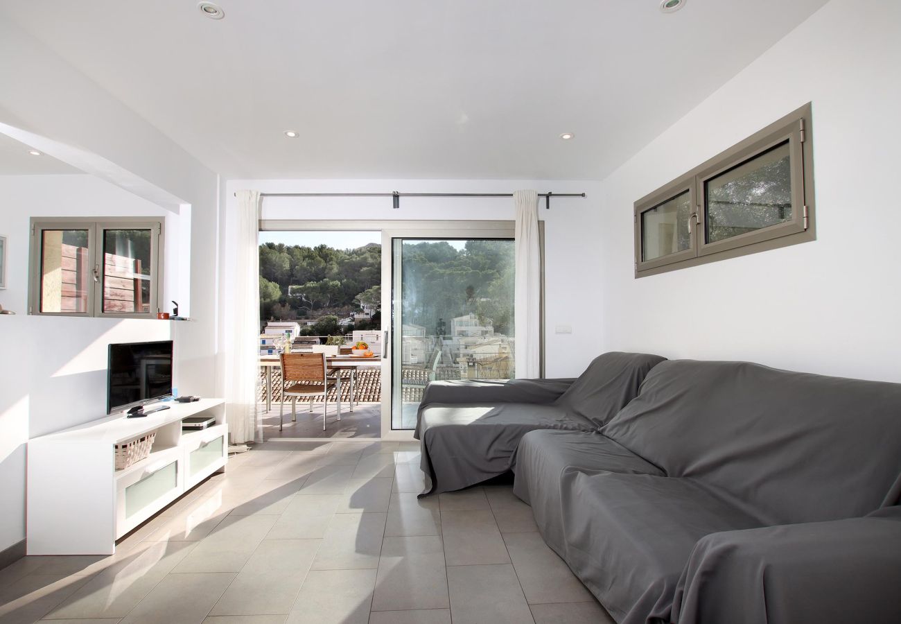 Apartamento en Cala Sant Vicenç - Bonito apartmento para dos personas en Cala Sant Vicenç