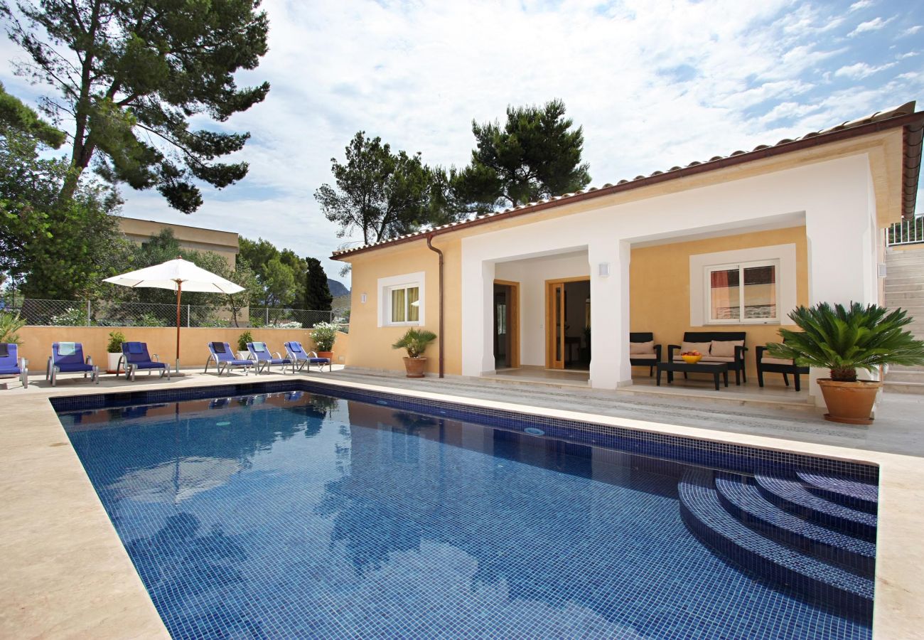 Villa in Cala San Vicente - MEDINA. Modern villa just 325 m from crystal clear beaches