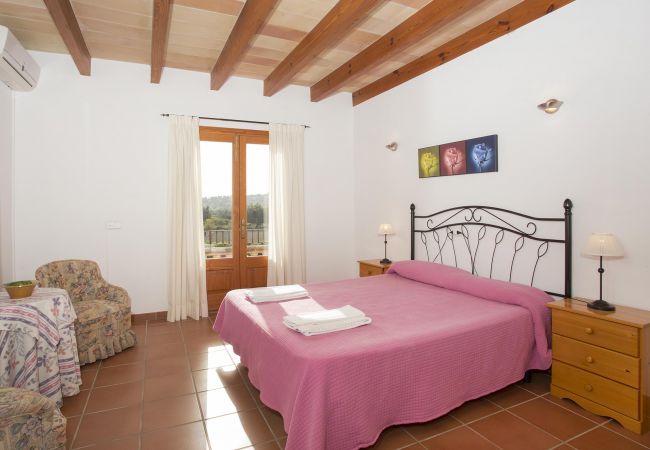 Villa in Pollensa - HOSTALET. Spaciousness and nature near the golf course Villa in Pollensa - HOSTALET. Spaciousness and nature near the golf course