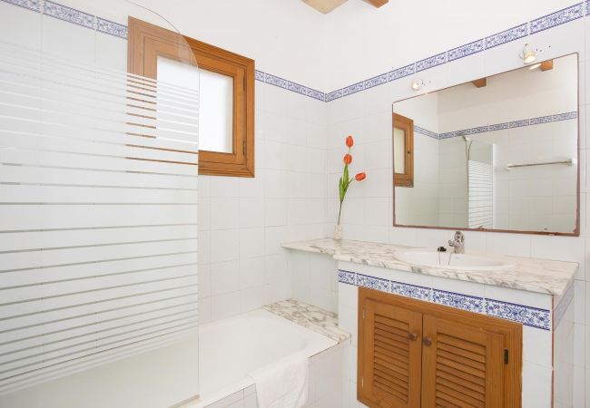 Villa in Pollensa - HOSTALET. Spaciousness and nature near the golf course Villa in Pollensa - HOSTALET. Spaciousness and nature near the golf course