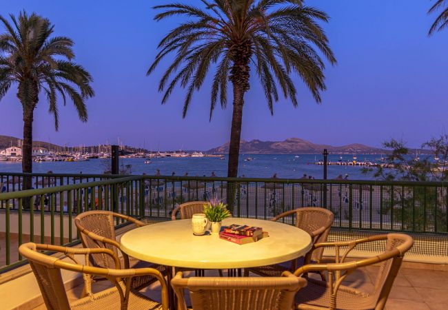 Apartment in Puerto Pollensa - DANIELA. Fabulous location overlooking the beach! Apartment in Puerto Pollensa - DANIELA. Fabulous location overlooking the beach!
