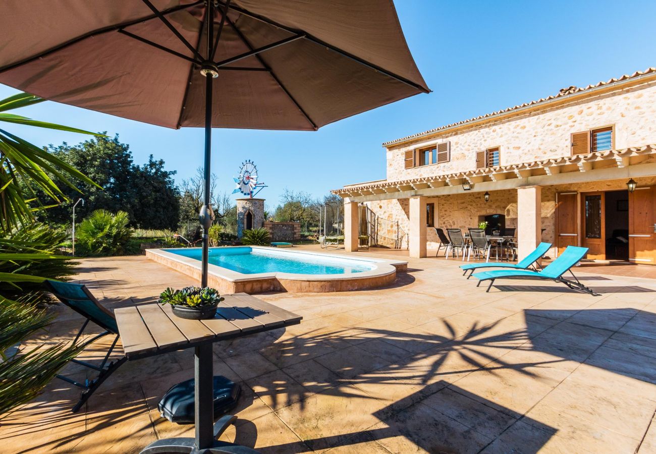 Villa in Sa Pobla - CAPO. Charming villa located in a peaceful rural area 