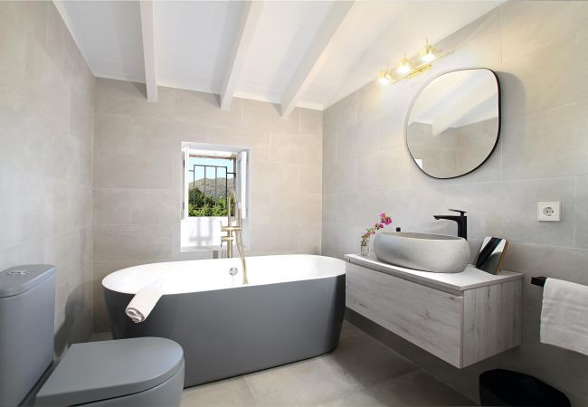 Villa in Pollensa - CREVER. Wonderful restoration for an impressive result Villa in Pollensa - CREVER. Wonderful restoration for an impressive result