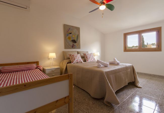 Villa in Cala San Vicente - GRAN VORAMAR CALA. 200 m2 pool and 6 bedrooms Villa in Cala San Vicente - GRAN VORAMAR CALA. 200 m2 pool and 6 bedrooms