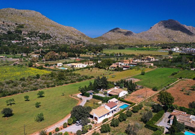 Villa in Puerto Pollensa - OLIVER. Country house located between Pollensa and Pto. Pollensa