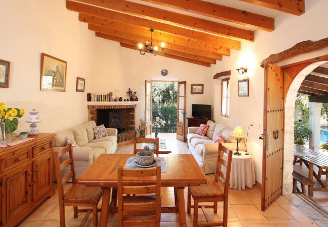 Villa in Pollensa - CAN MORANTA (PEDRO MONJO). Complete peace-of-mind among woods Villa in Pollensa - CAN MORANTA (PEDRO MONJO). Complete peace-of-mind among woods