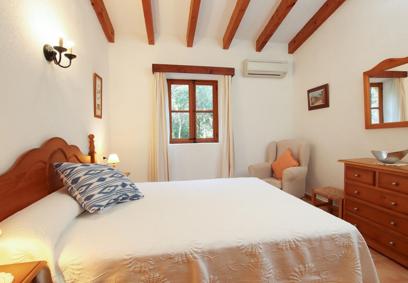 Villa in Pollensa - PEDRO MONJO. Complete peace-of-mind among woods