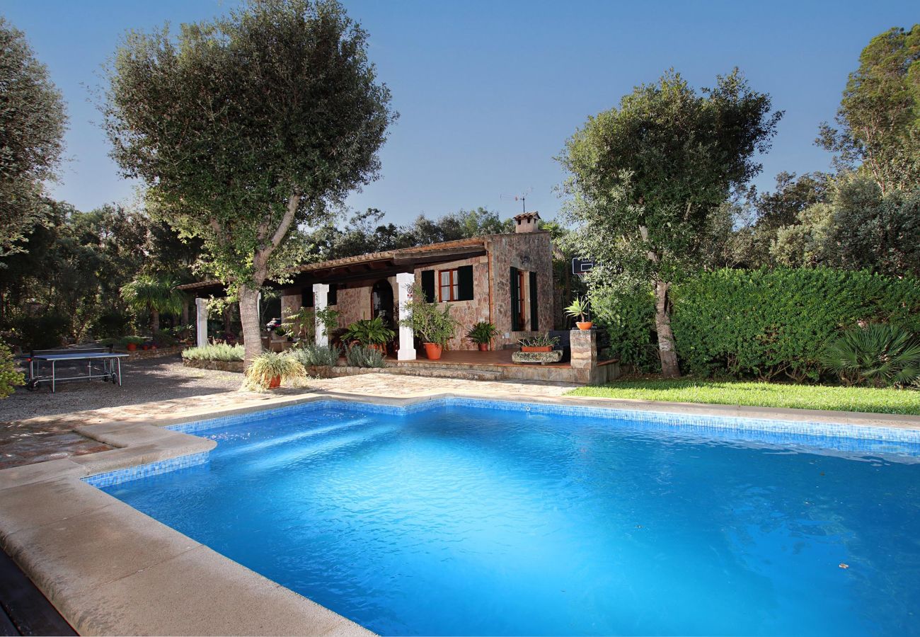 Villa in Pollensa - PEDRO MONJO. Complete peace-of-mind among woods