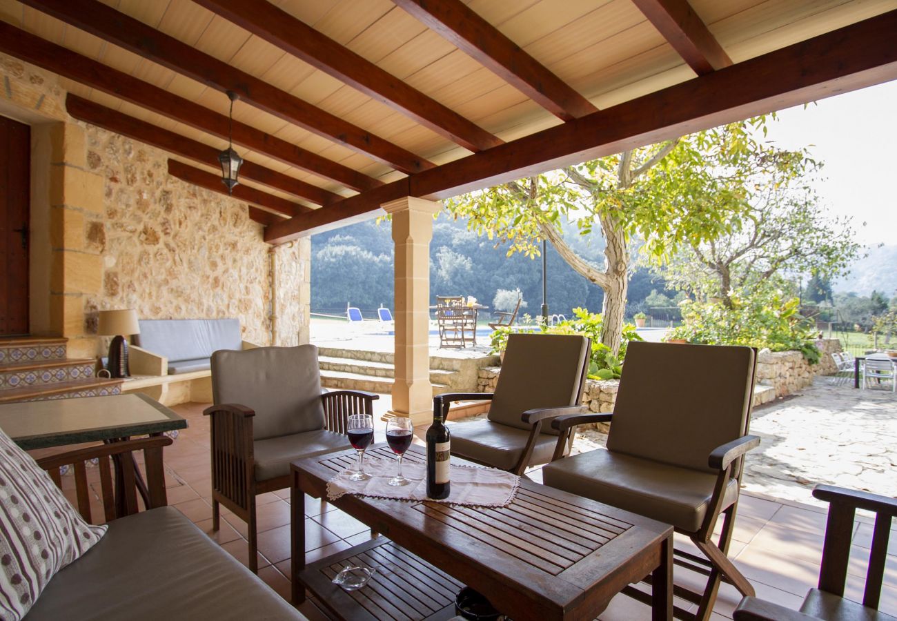 Villa in Pollensa - PLANA MORRO.  Characterful finca in beautiful countryside near Pollensa