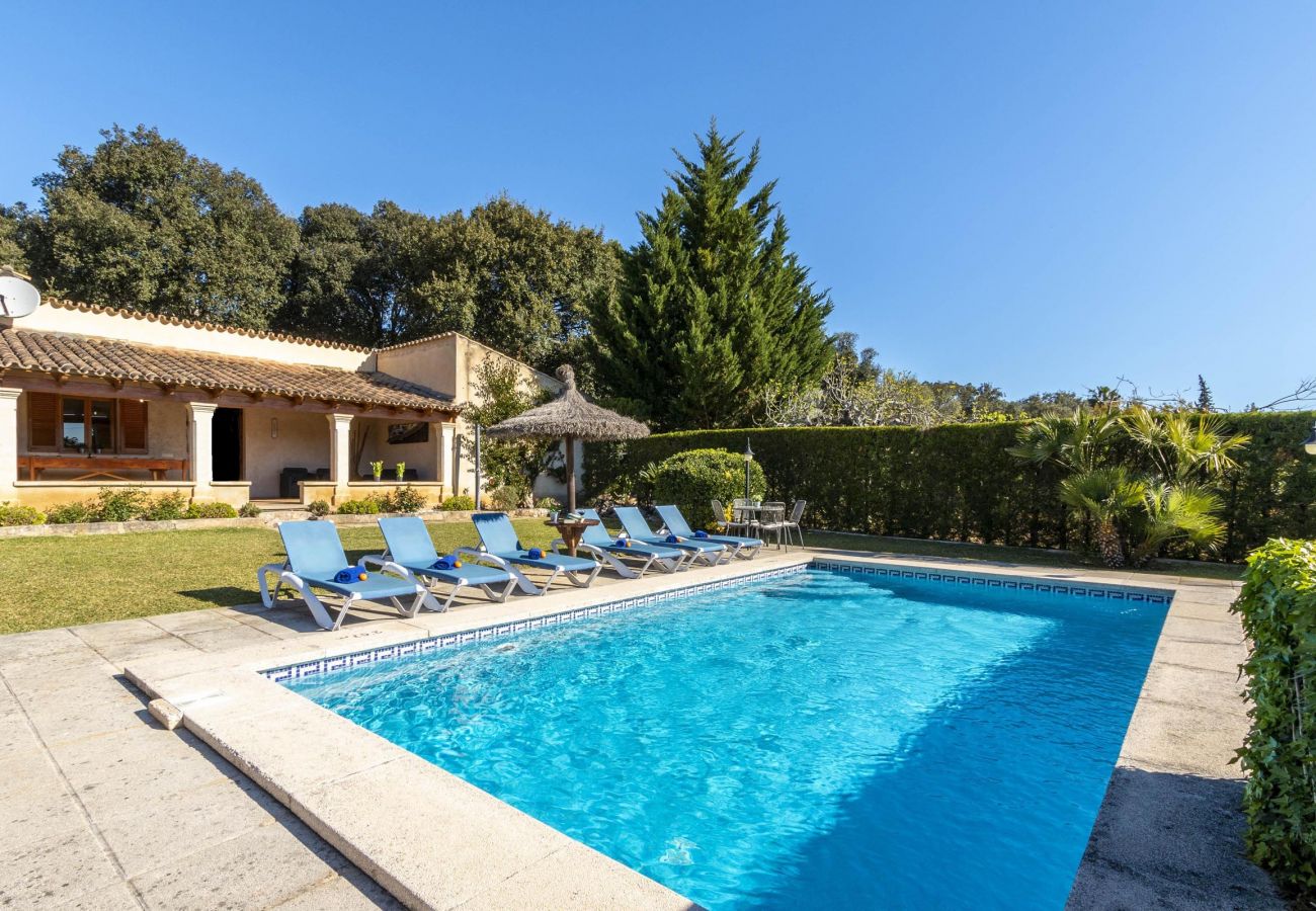 Villa in Pollensa - GERONI. Charming 3 bedroomn villa