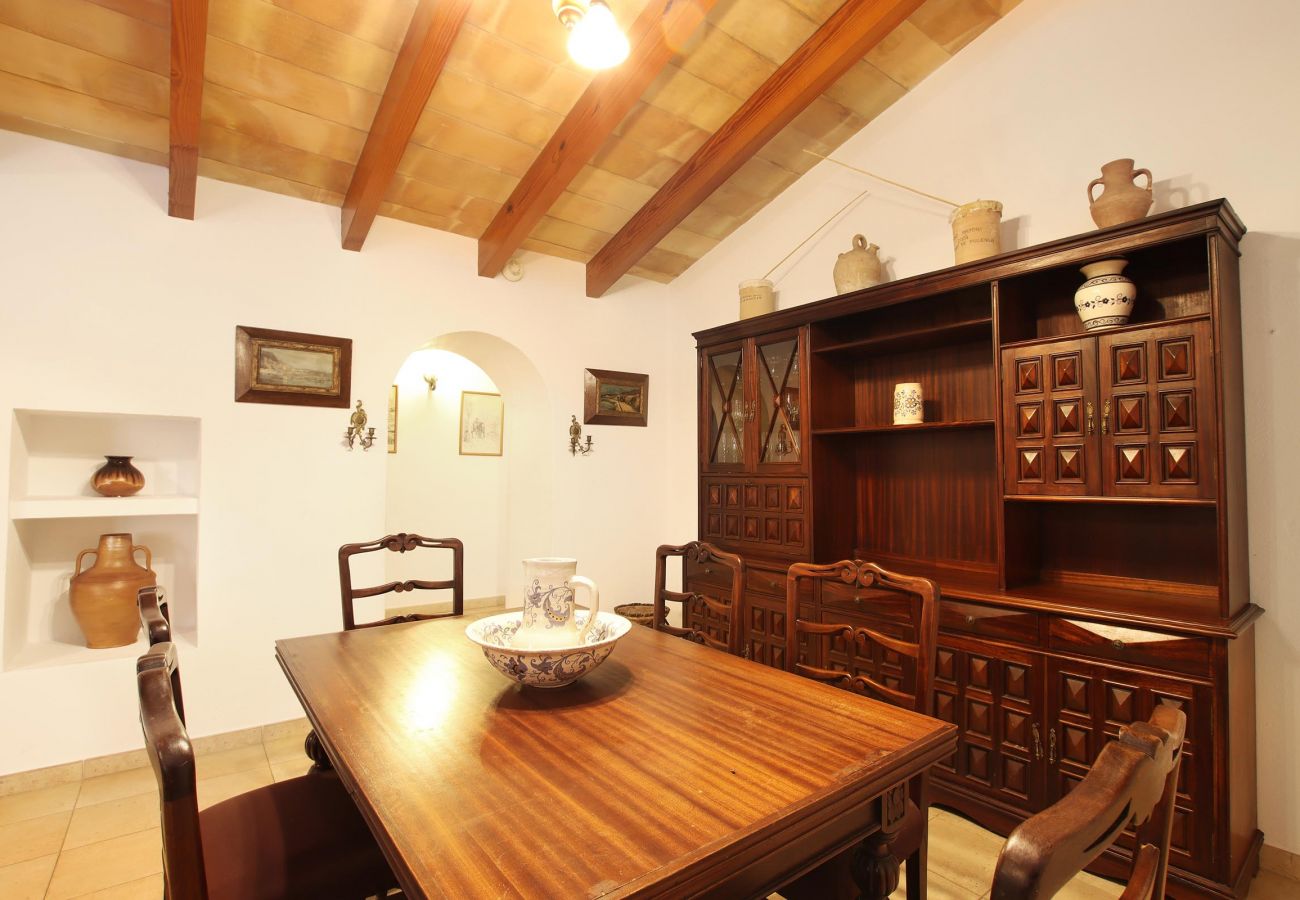 Villa in Pollensa - GERONI. Charming 3 bedroomn villa