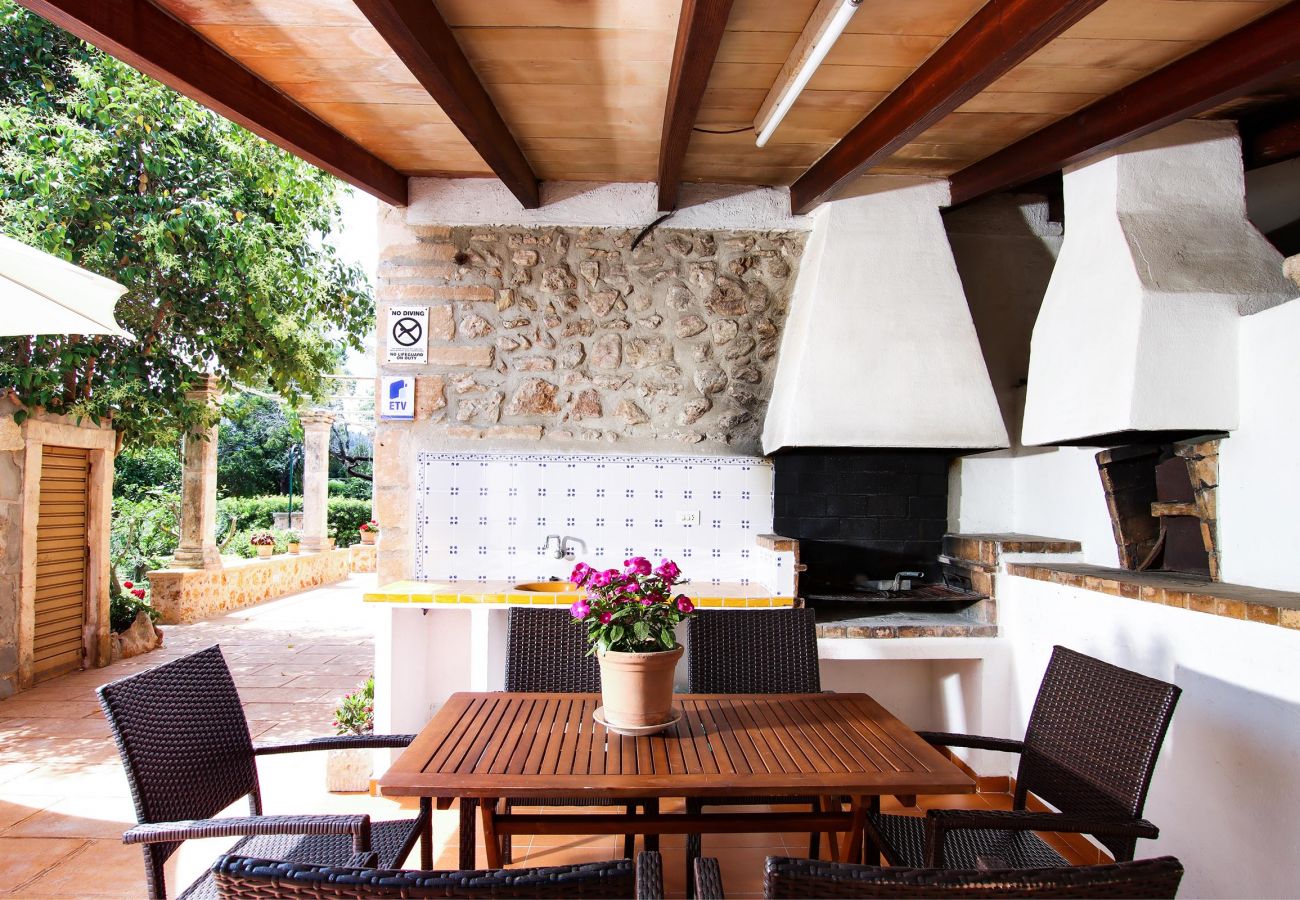 Villa in Pollensa - PUNXA. Lovely stone farmhouse in Pollensa