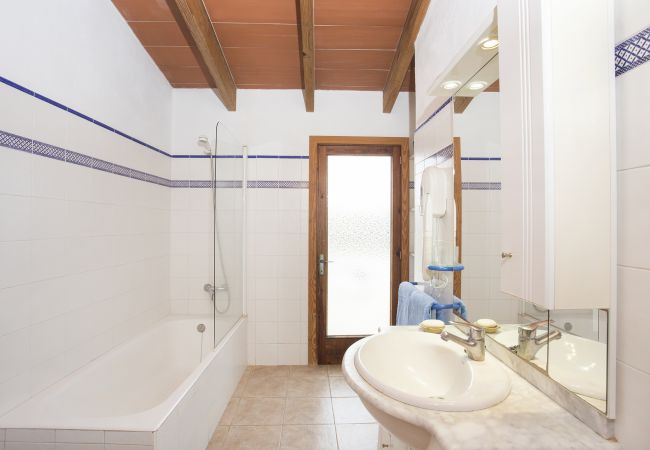 Villa in Santanyi - ES JARDI (SERVERA).Situated on the outskirts of the lovely town of Santanyi Villa in Santanyi - ES JARDI (SERVERA).Situated on the outskirts of the lovely town of Santanyi