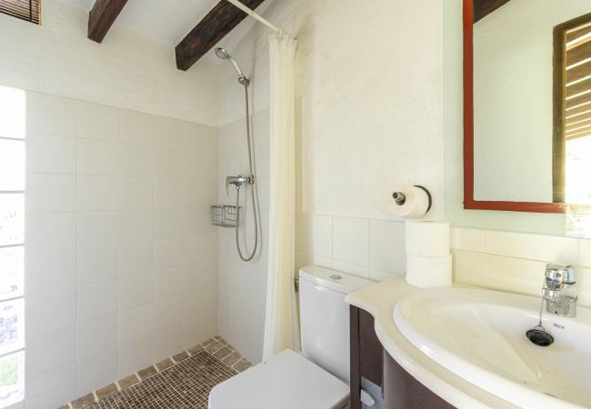 Villa in Pollensa - CA NA CATALINA (MARINA NOVA). A garden and pool that will delight young and old Villa in Pollensa - CA NA CATALINA (MARINA NOVA). A garden and pool that will delight young and old