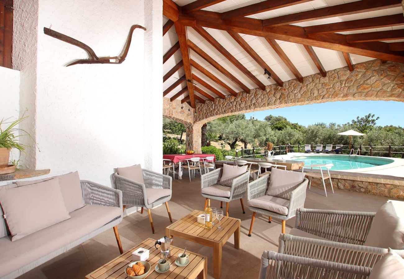 Villa in Pollensa - ALORDES. Tradition and views next to Pollensa