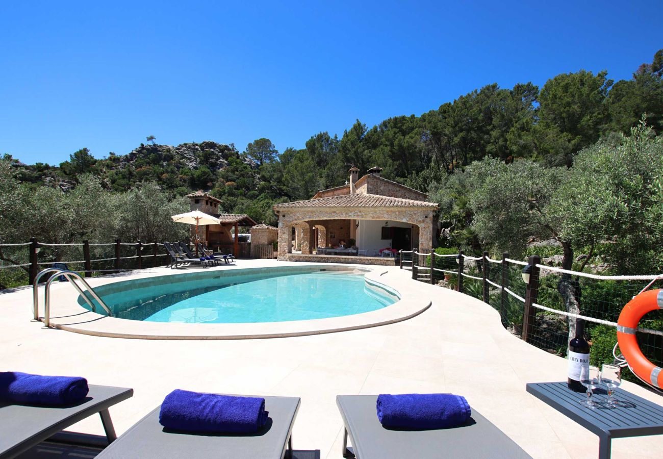 Villa in Pollensa - ALORDES. Tradition and views next to Pollensa
