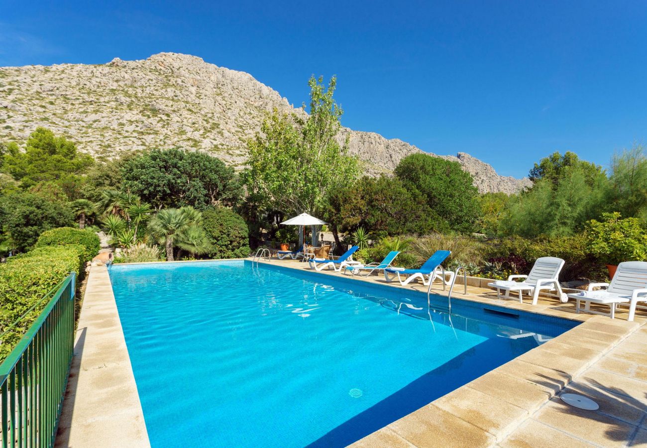 Villa in Puerto Pollensa - PIEDRA. Surrounded by nature, but close to Pto. Pollensa