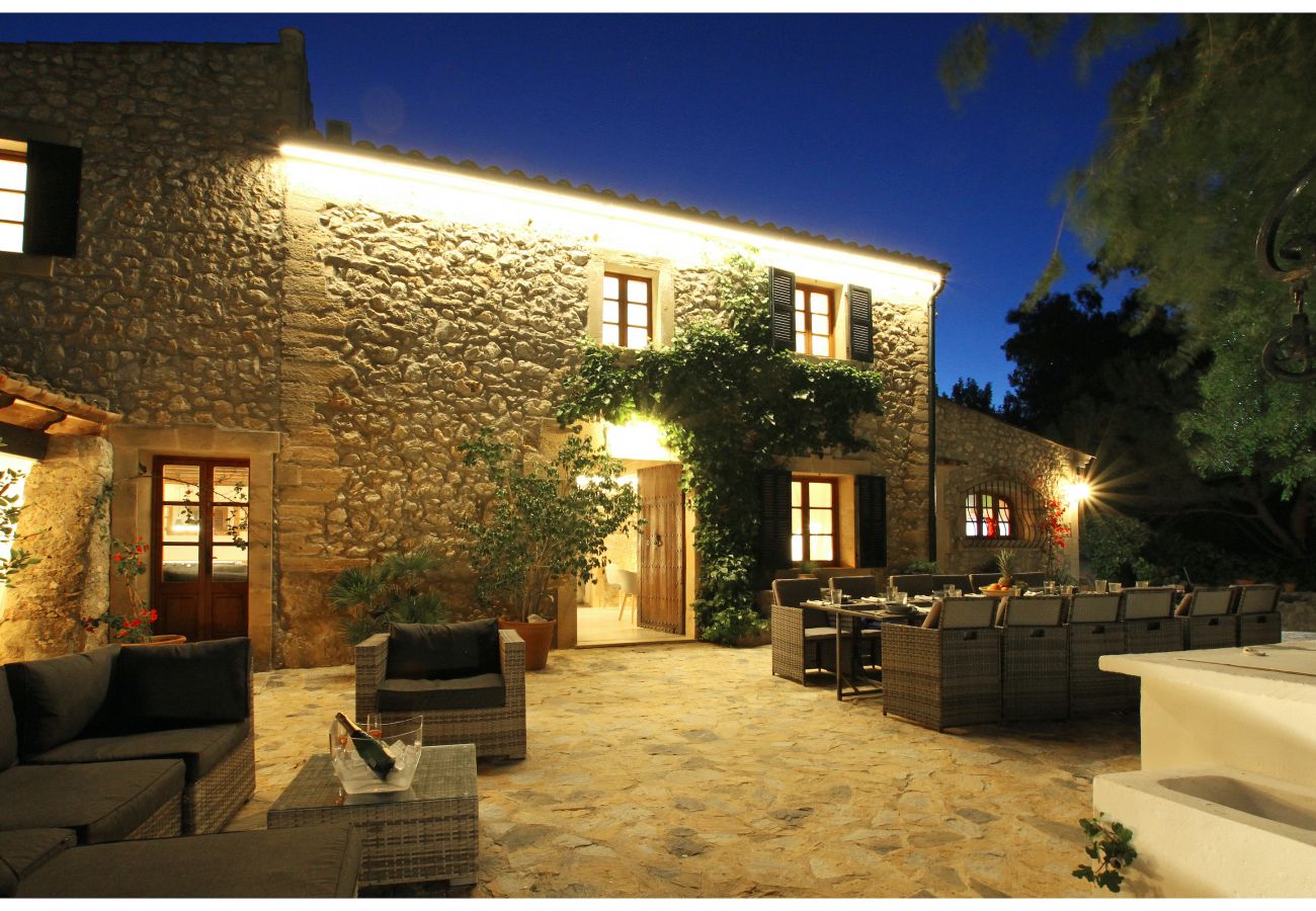 Villa in Pollensa - JAUME RAMONA. Stunning newly renovated villa in a formidable setting