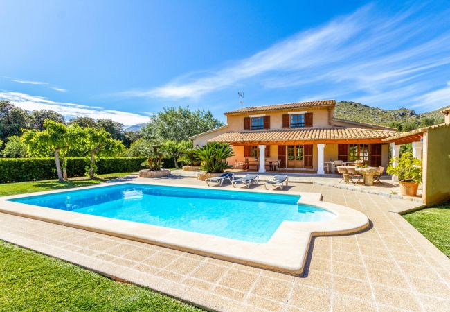 Villa/Dettached house in Pollensa - REI PETIT.  Splendidly maintained garden for a perfect experience
