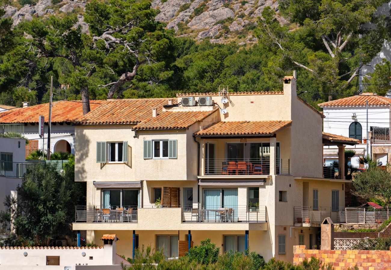 Villa in Cala San Vicente - GUILLEM. Lovely house 150 meters from the beach