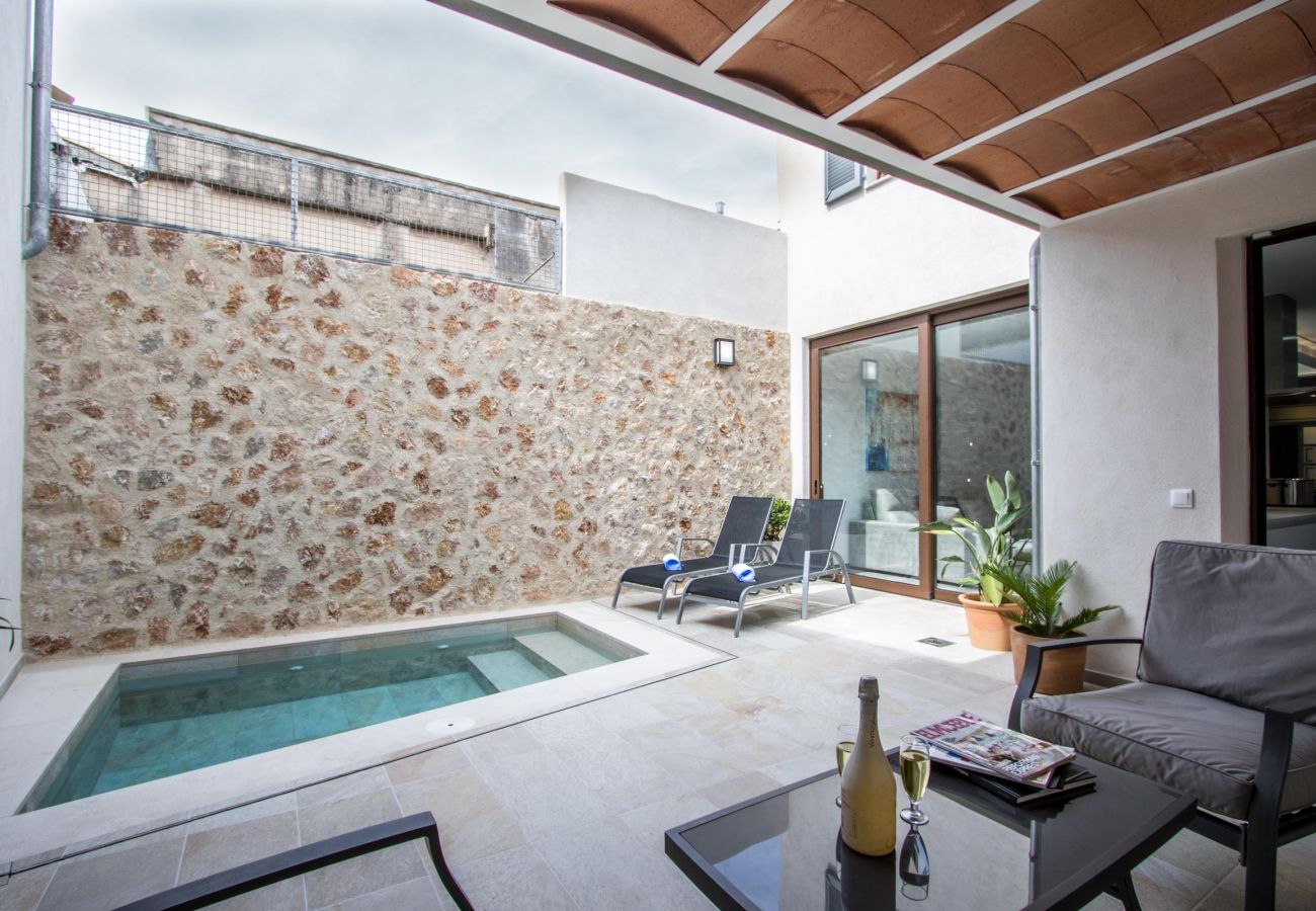 Villa in Pollensa - BUGERA. Beautiful restored house in Pollensa