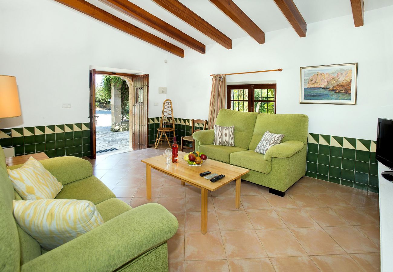 Villa in Pollensa - ALMENDRA BOI. Charming villa near Pollensa, ideal for couples