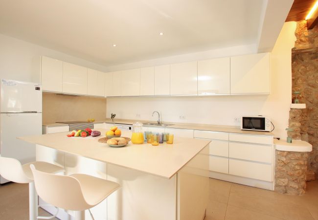 Villa in Pollensa - BENNASSAR. Tradition and taste hand in hand Villa in Pollensa - BENNASSAR. Tradition and taste hand in hand