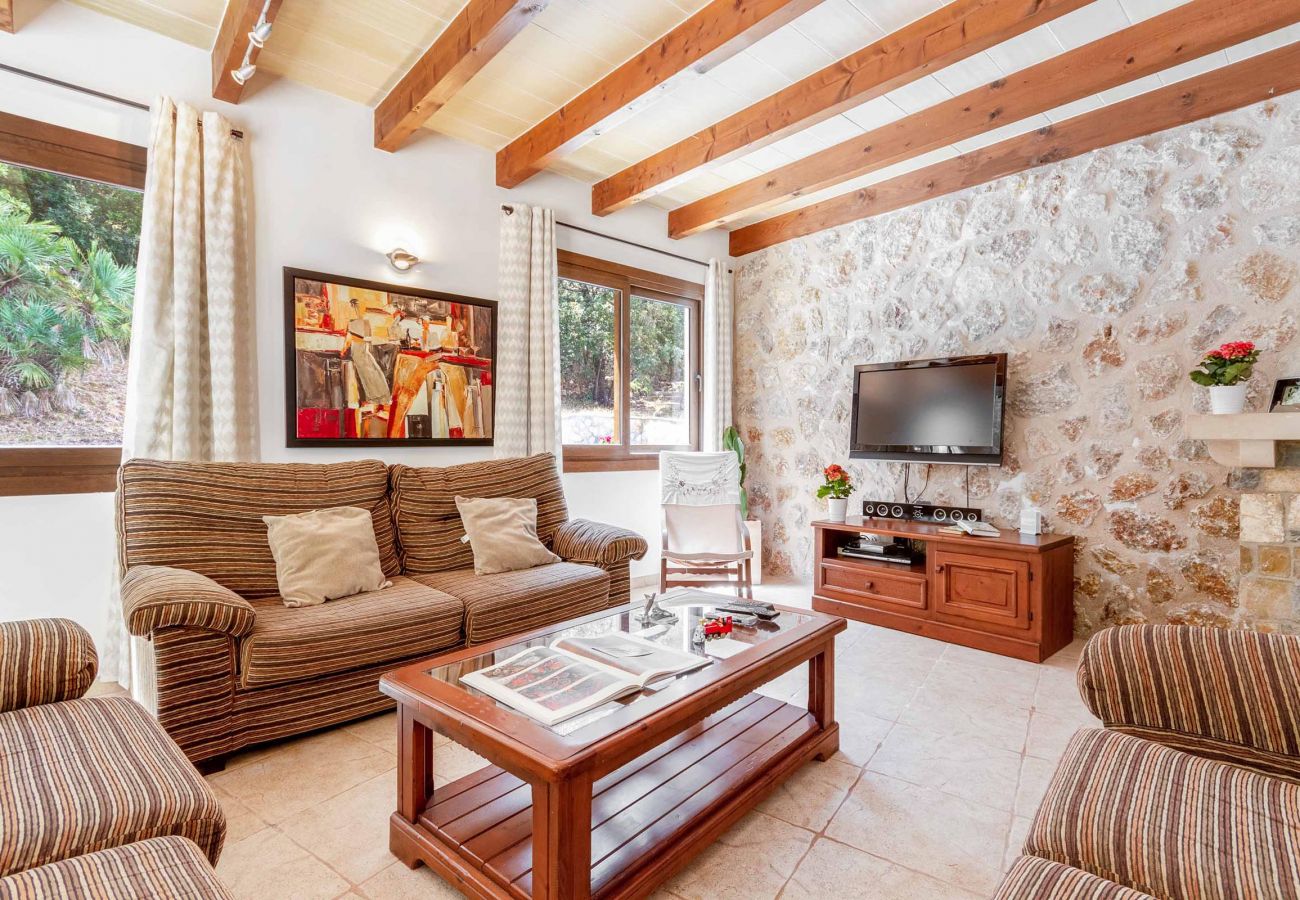 Villa in Cala San Vicente - ALEXANDRIA. Beachside stylish house