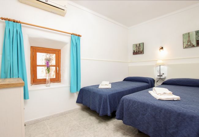 Villa in Pollensa - LLORENS (IVANA).  5 bedroom villa to enjoy with family and friends Villa in Pollensa - LLORENS (IVANA).  5 bedroom villa to enjoy with family and friends