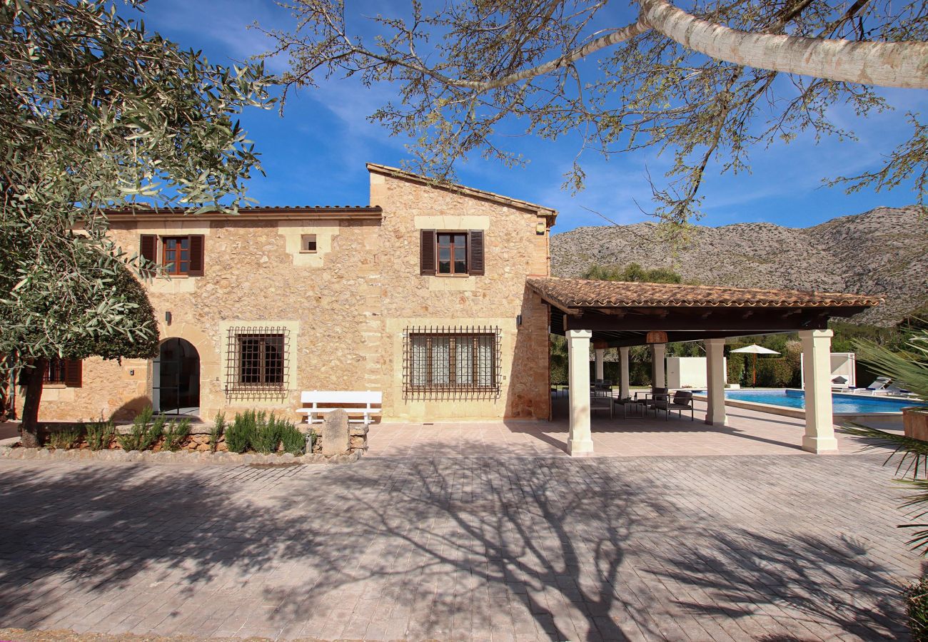 Villa in Pollensa - PAPA. Impressive large villa in the country close to Cala San Vicente