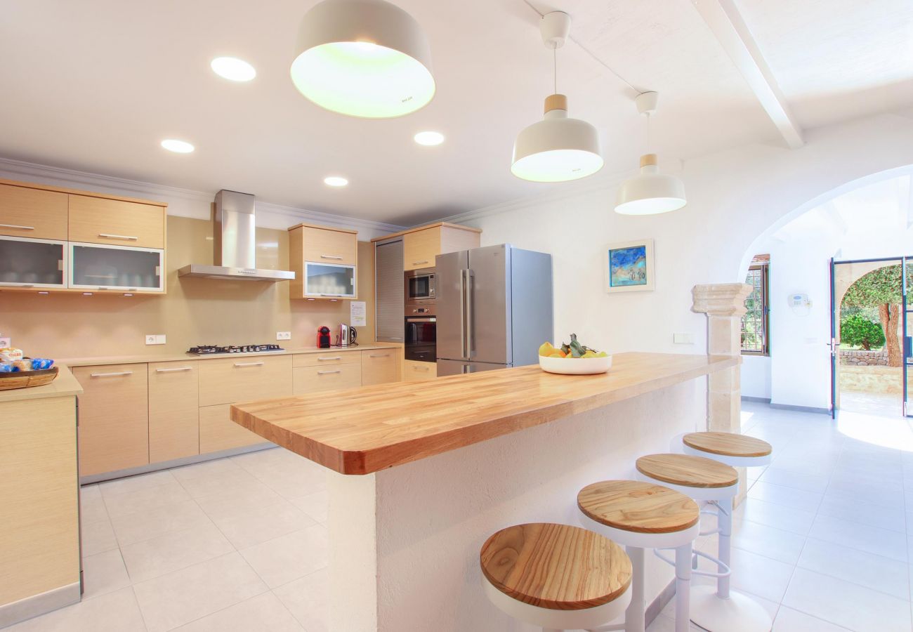 Villa in Pollensa - PAPA. Impressive large villa in the country close to Cala San Vicente