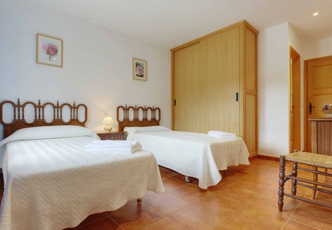 Villa in Pollensa - MAGDALENA, traditional villa near the town. Villa in Pollensa - MAGDALENA, traditional villa near the town.
