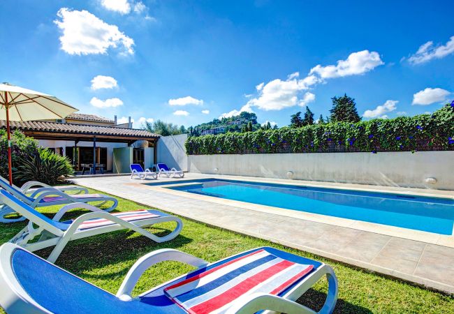 Villa in Pollensa - LLOBINER. Perfect location! A country villa without leaving Pollensa Villa in Pollensa - LLOBINER. Perfect location! A country villa without leaving Pollensa