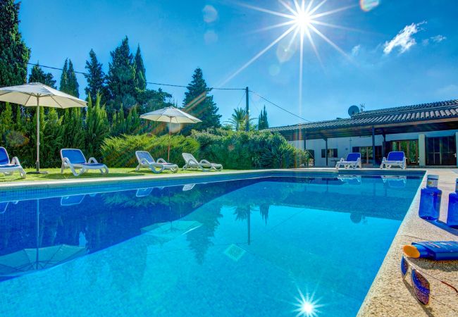 Villa in Pollensa - LLOBINER. Perfect location! A country villa without leaving Pollensa Villa in Pollensa - LLOBINER. Perfect location! A country villa without leaving Pollensa