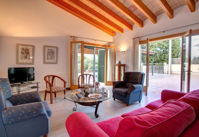 Villa in Pollensa - LLOBINER. Perfect location! A country villa without leaving Pollensa