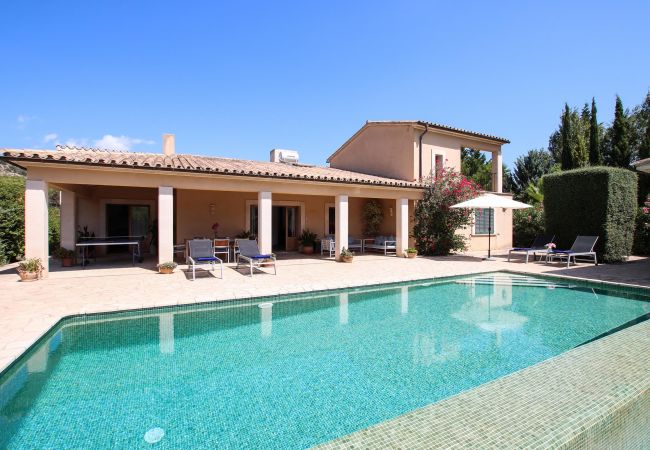 Villa in Pollensa - MARES. Stunning villa. A great choice