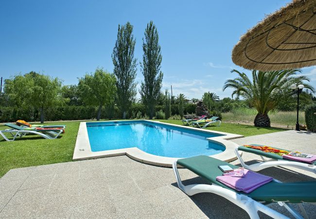 Villa in Pollensa - COLLET VELL. Lovely stone-clad villa with large garden