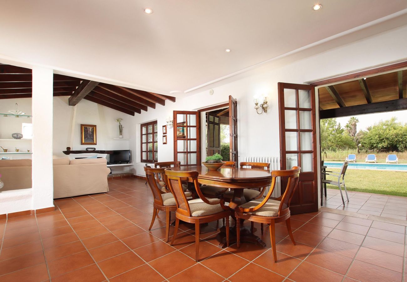 Villa in Pollensa - COLLET VELL. Lovely stone-clad villa with large garden