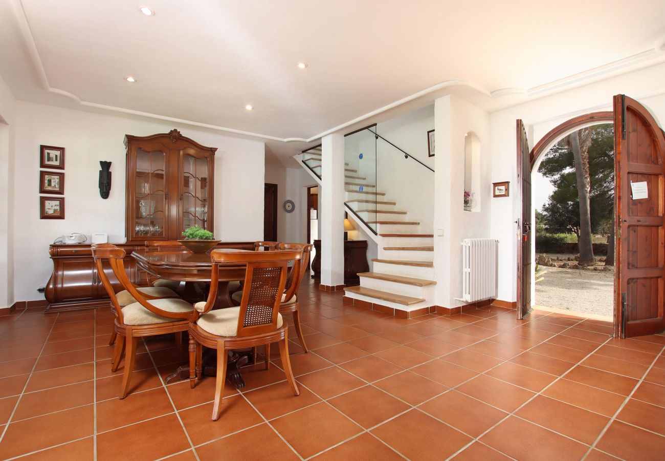 Villa in Pollensa - COLLET VELL. Lovely stone-clad villa with large garden