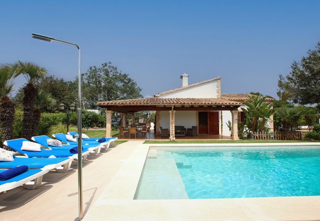 Villa in Puerto Pollensa - GERANIOS. Relax and enjoy! Villa in Puerto Pollensa - GERANIOS. Relax and enjoy!
