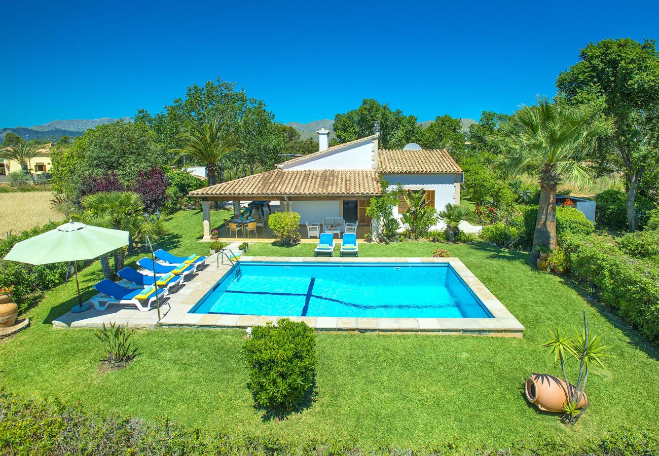 Villa in Puerto Pollensa - GERANIOS. Relax and enjoy!