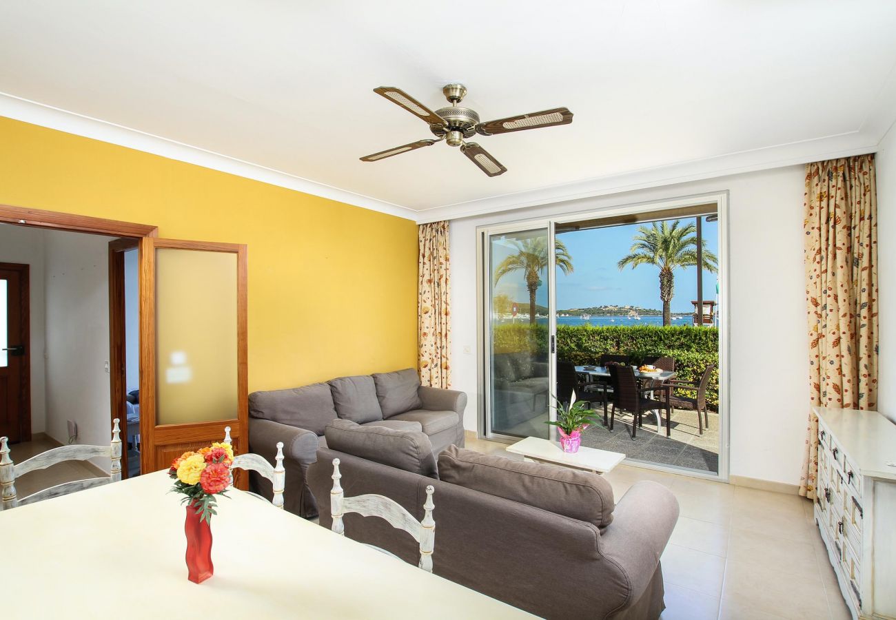Apartment in Puerto Pollensa - TONY 1A. Nice sea front line apartment