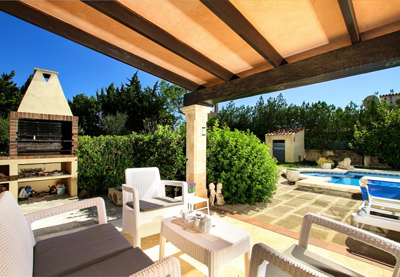 Villa in Puerto Pollensa - BARRACA. Haven of peace 10 just min. walk to the center