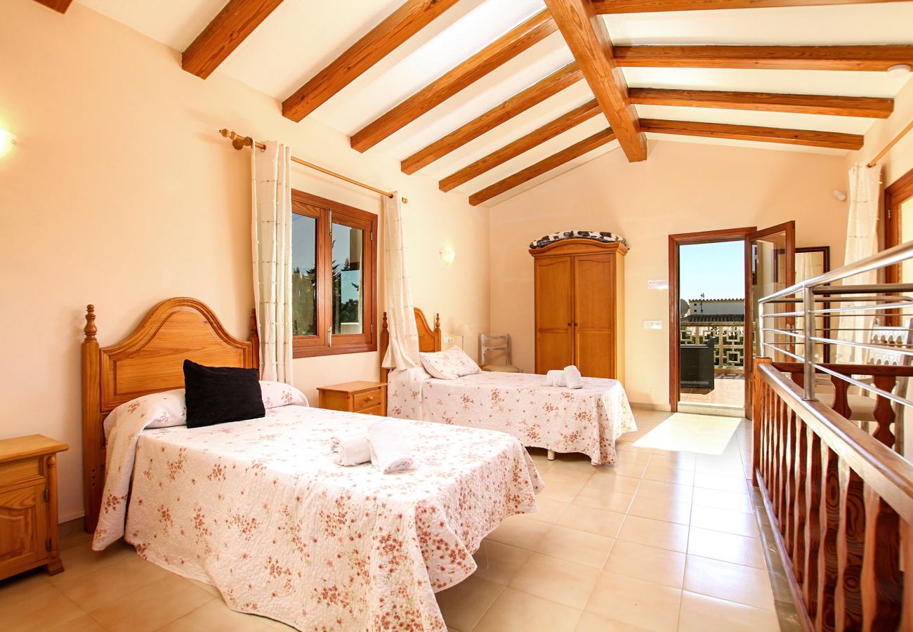 Villa in Puerto Pollensa - BARRACA. Haven of peace 10 just min. walk to the center