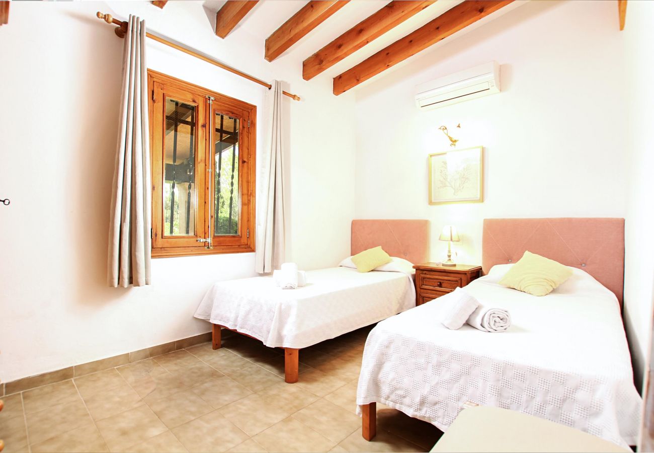 Villa in Puerto Pollensa - BARRACA. Haven of peace 10 just min. walk to the center