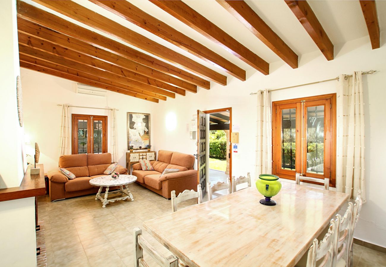 Villa in Puerto Pollensa - BARRACA. Haven of peace 10 just min. walk to the center