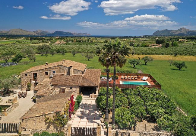 Villa in Alcudia - SOU.  Nice Majorcan villa  for 12 people