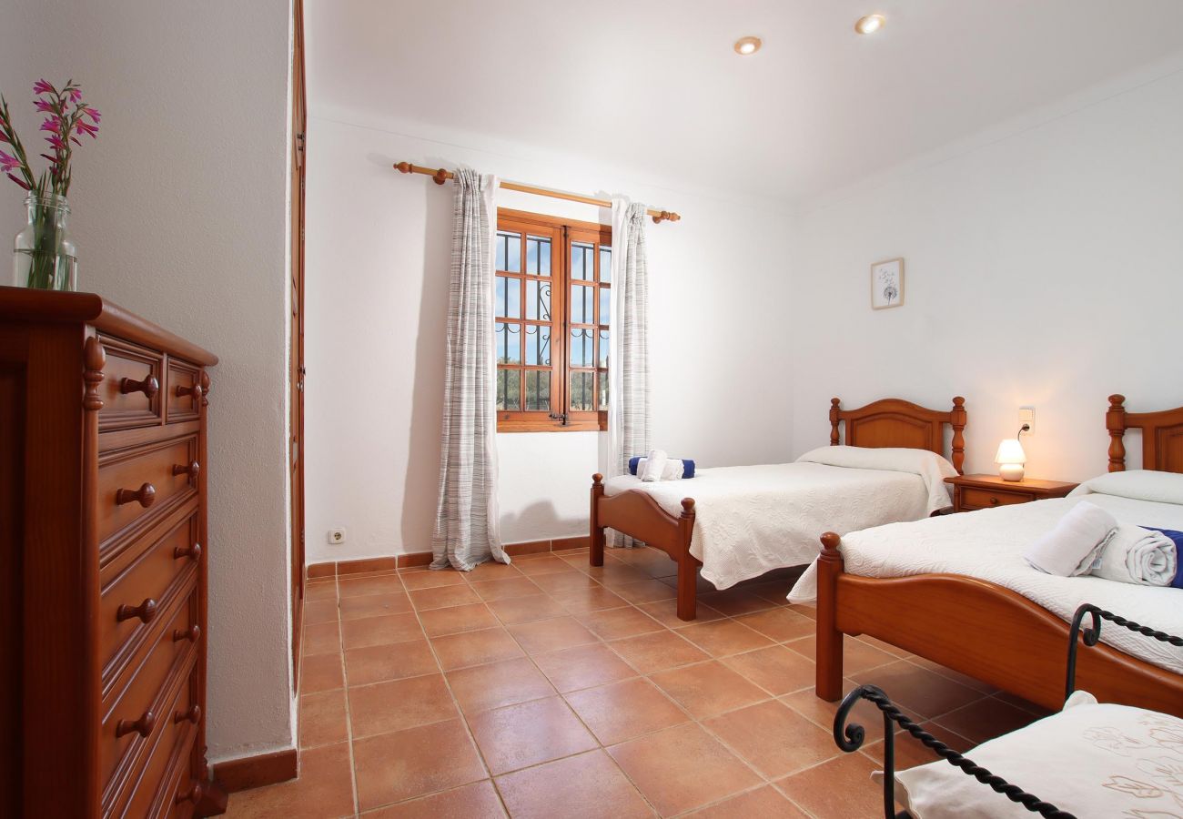 Villa in Pollensa - TOLO. Charming 2 bedroom villa