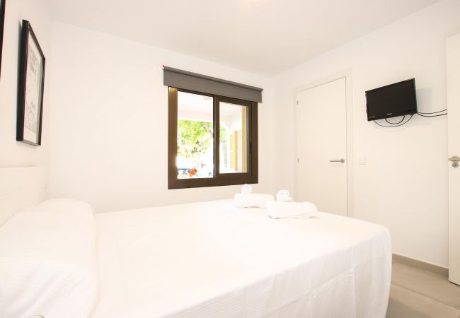 Apartment in Port de Pollença - GOLETA - Just 40 mts from the beach!