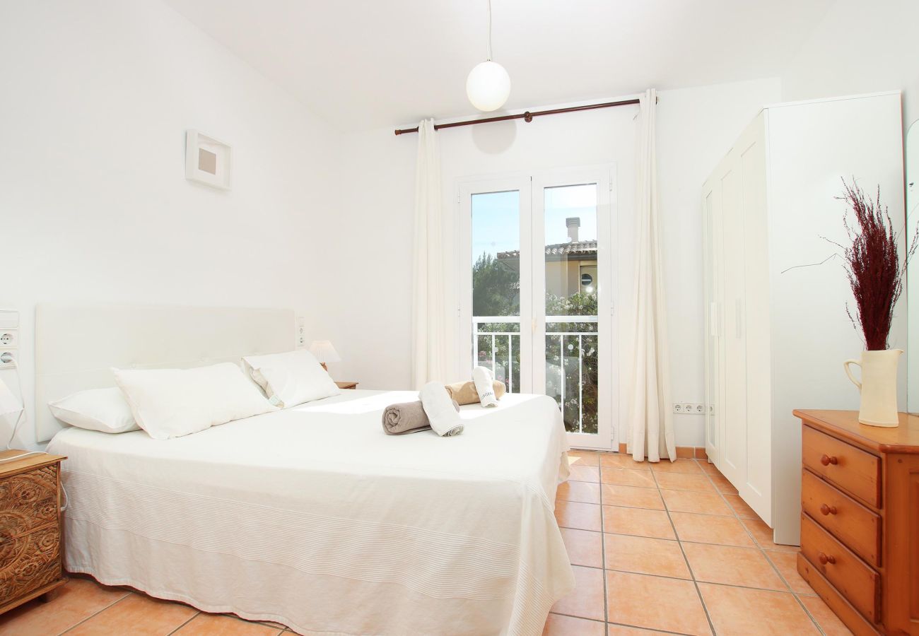 Villa in Alcudia - AMOROS. Beautiful villa with superb sea views